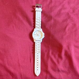 Steve Madden Cream Watch with Silver Details